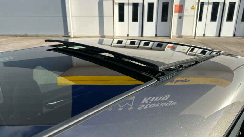 MINI Hatchback 1.5 Cooper Exclusive 3dr Auto Petrol Hatchback